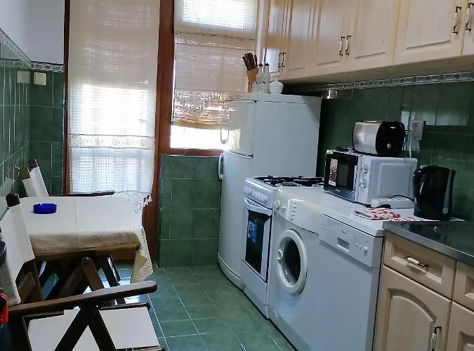 Апартамент кимако 2, 100м2 на цена за хотелска за двама Царево