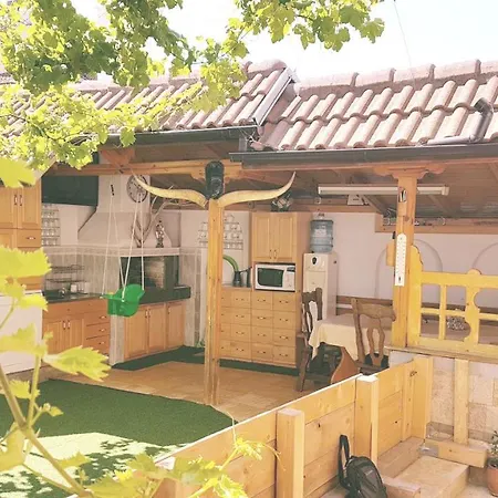 кимако 2, 100м2 на цена за хотелска за двама Apartment