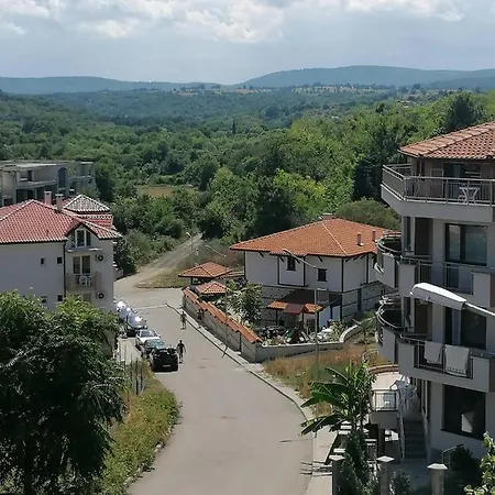 кимако 2, 100м2 на цена за хотелска за двама Tsarevo